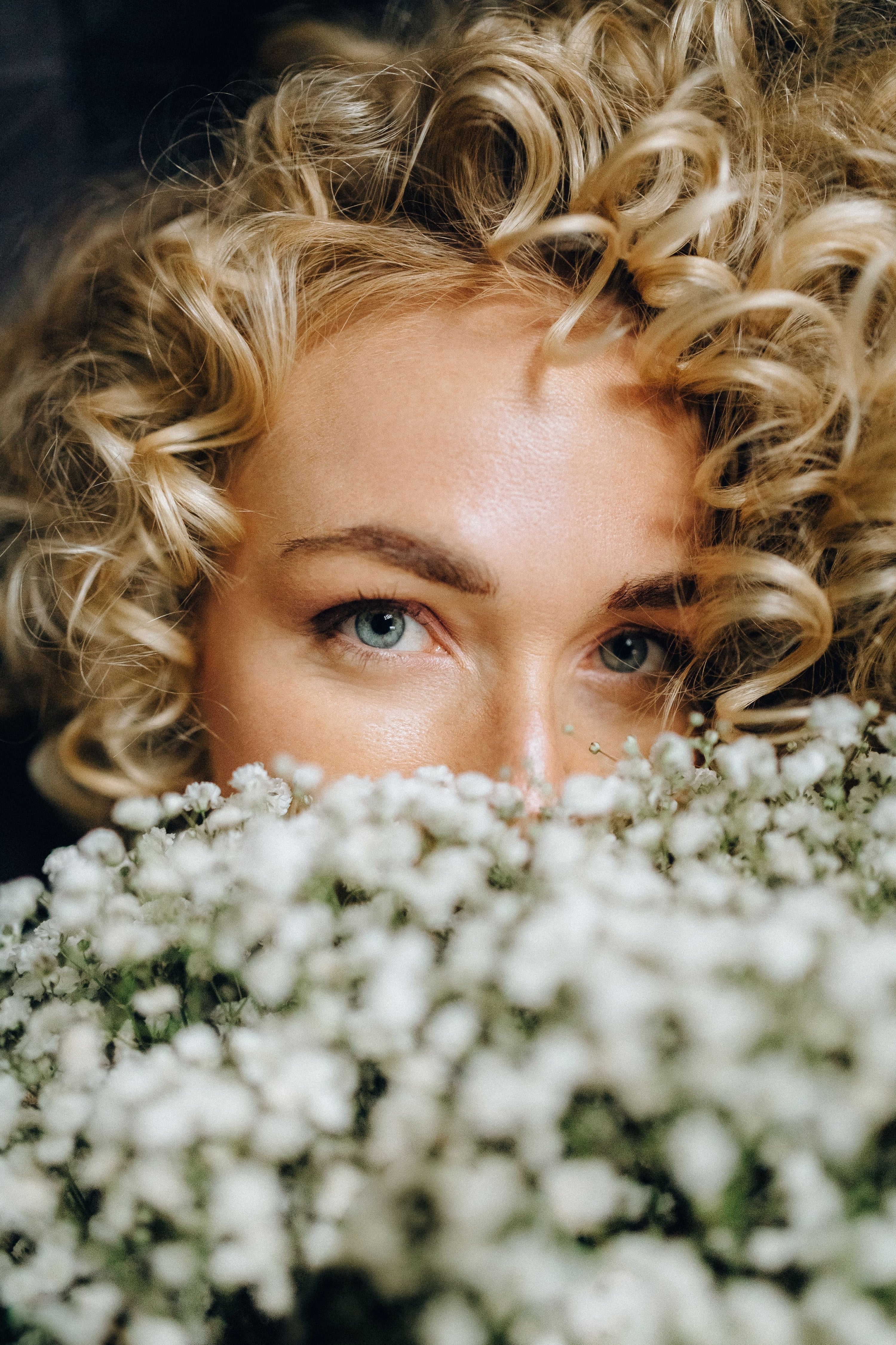 Why Blonde, Grey and Lightened Hair Can Turn Yellow, Dull or Fragile